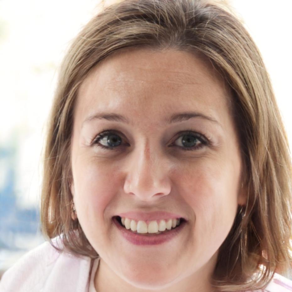 Seo-yeon Baek, Finance Director at retail company